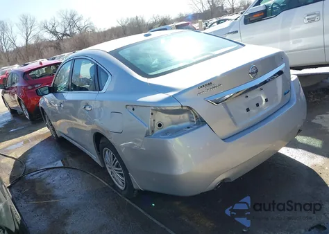 2014 Nissan Altima 2.5 z USA, uszkodzony, nr VIN 1N4AL3AP0EC204639